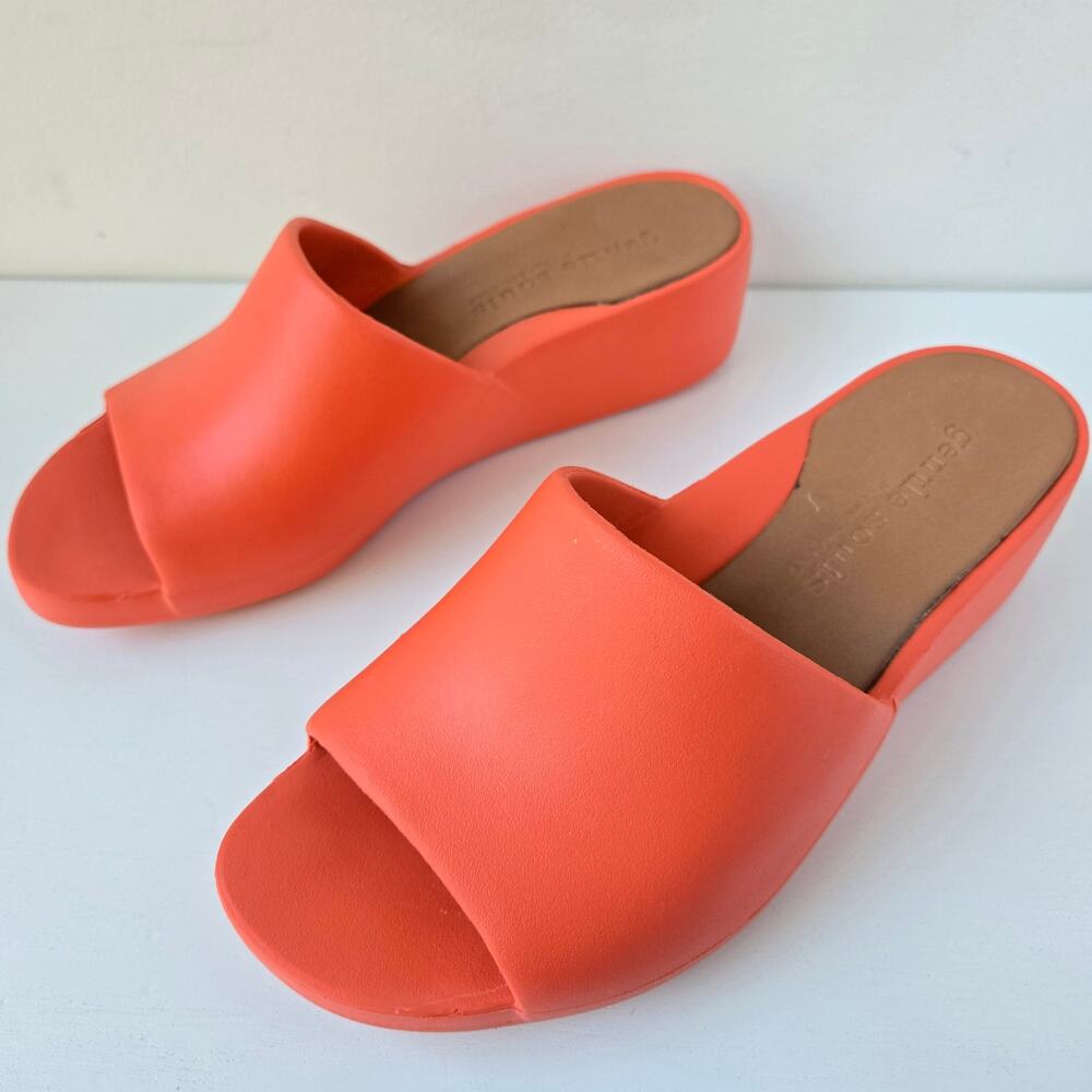 Gentle Souls Kenneth Cole NEW Gisele Eva Wedge Heeled Slide Sandal Womens Size 6
